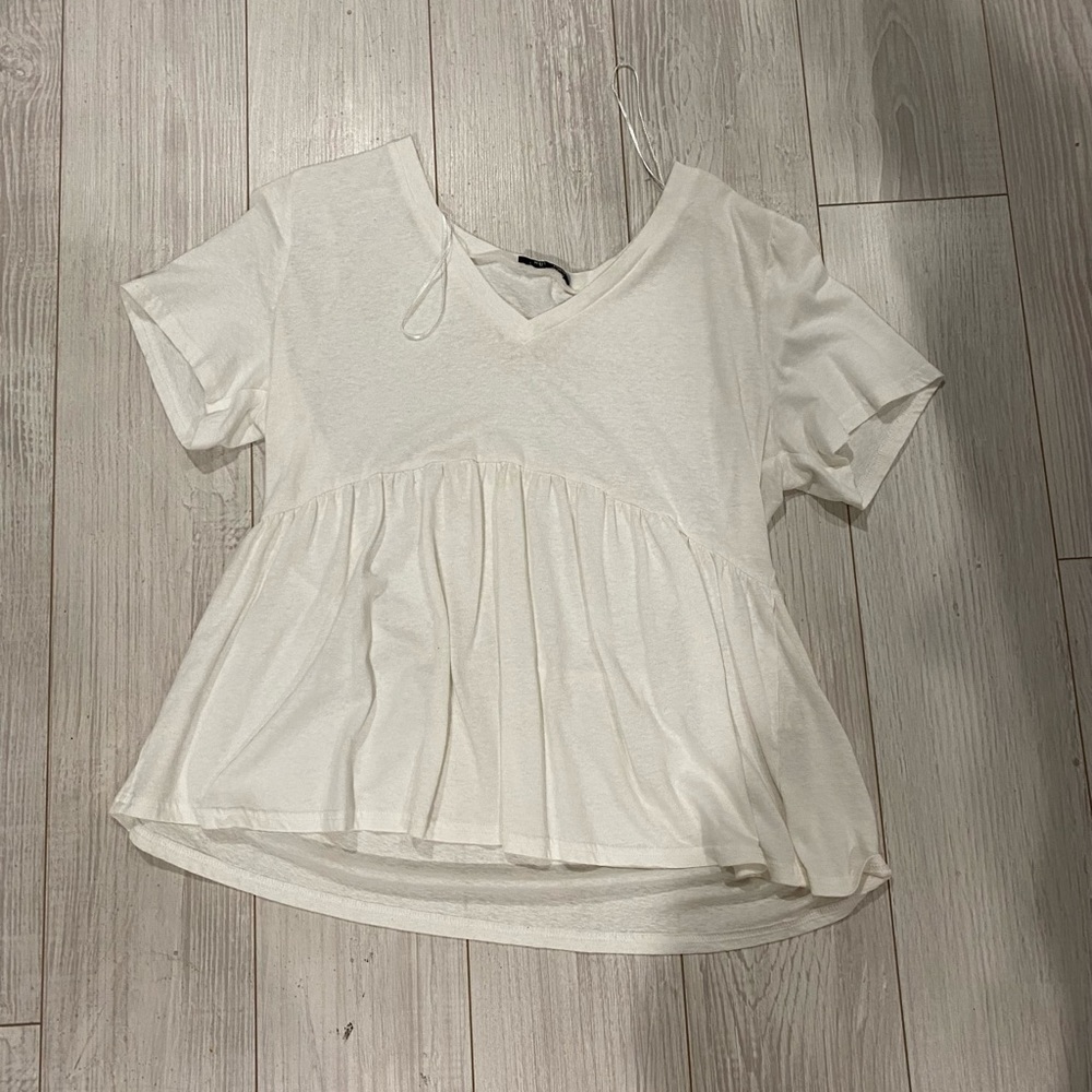 White v-neck babydoll top